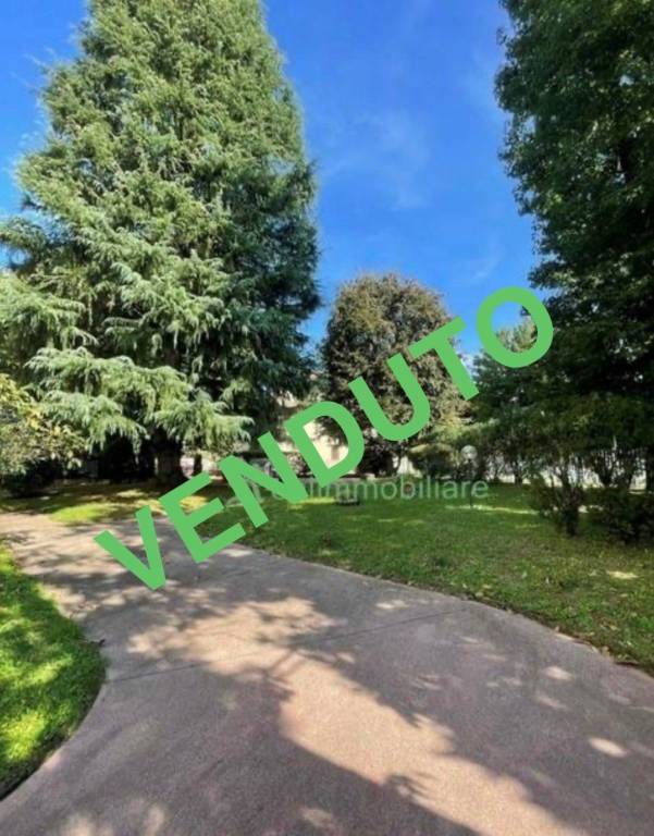 appartamento in vendita a Desio