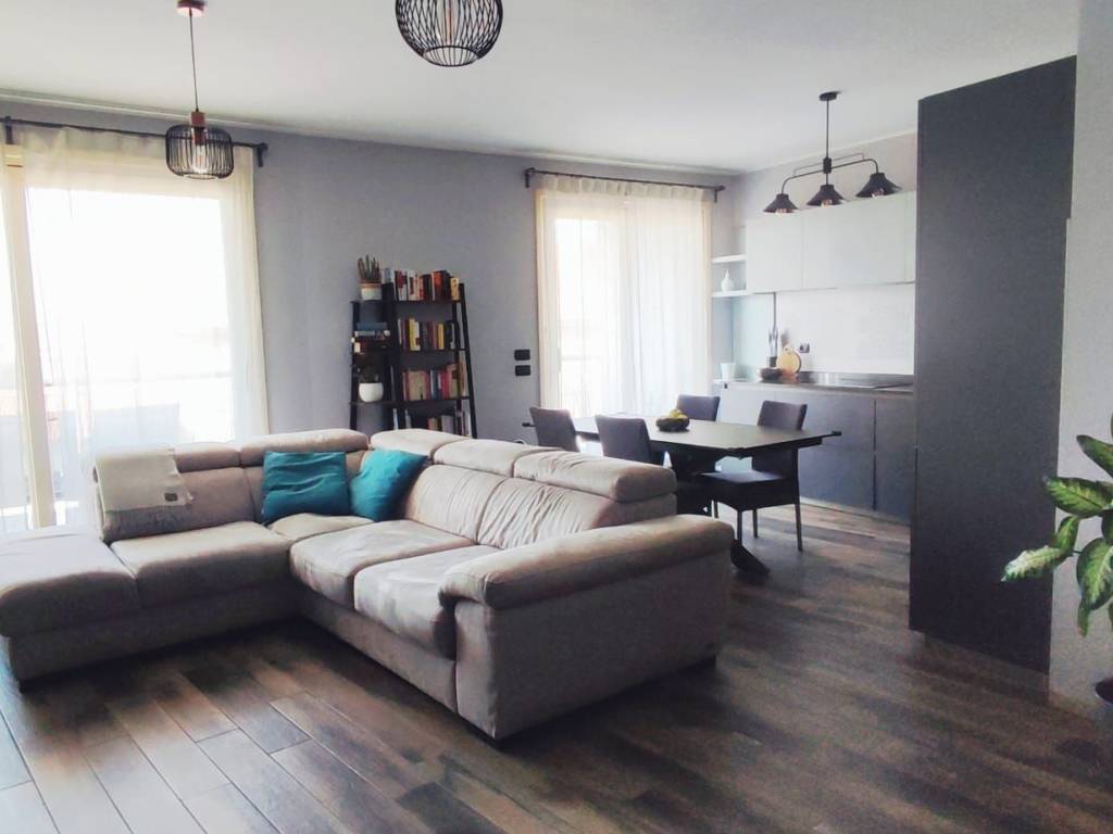 appartamento in vendita a Desio