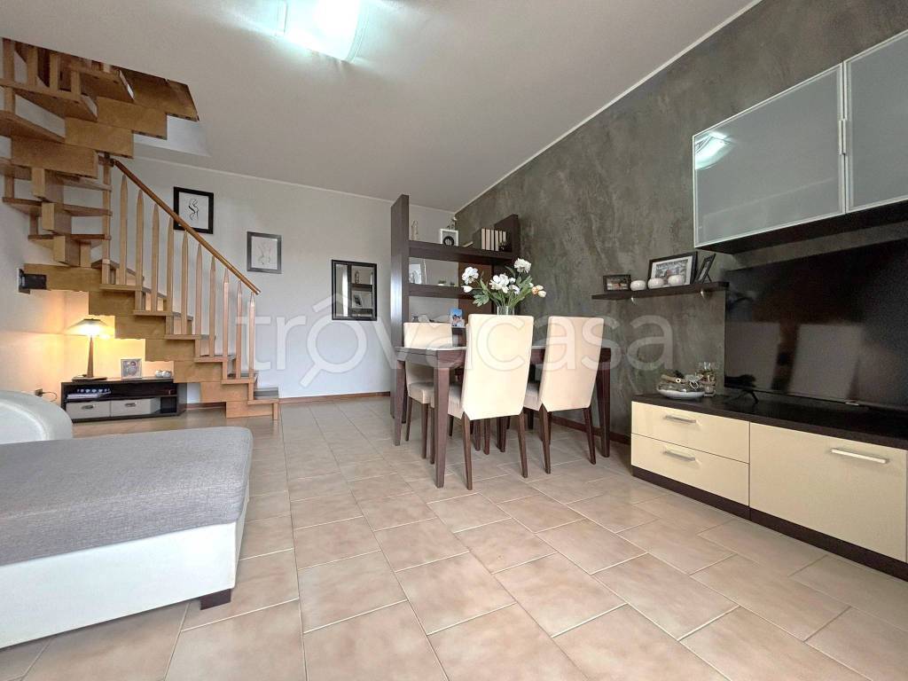 appartamento in vendita a Desio