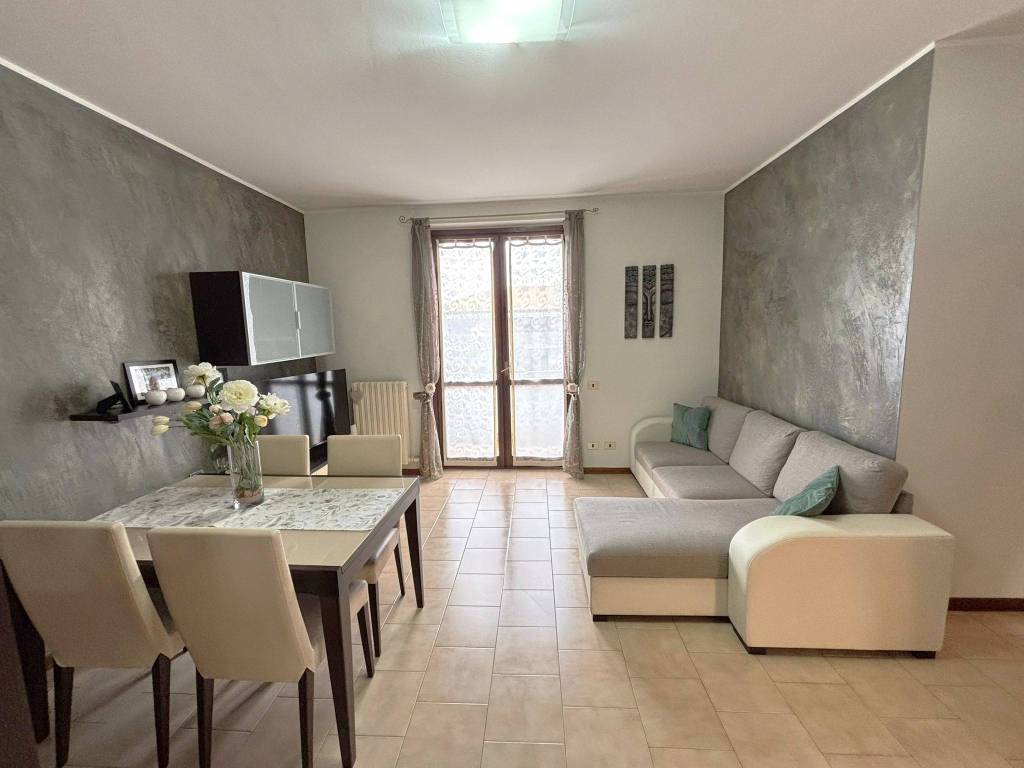 appartamento in vendita a Desio