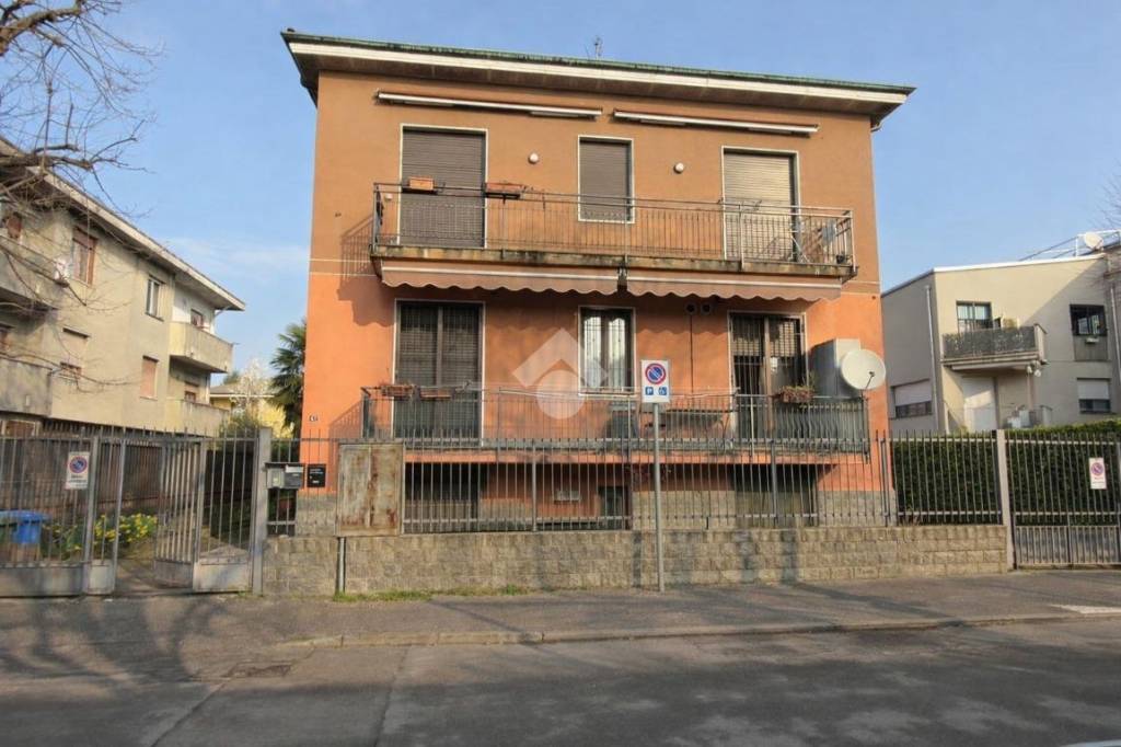 appartamento in vendita a Desio