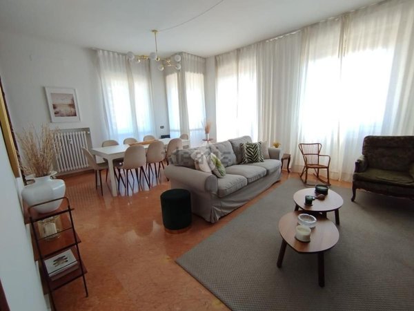 appartamento in vendita a Desio