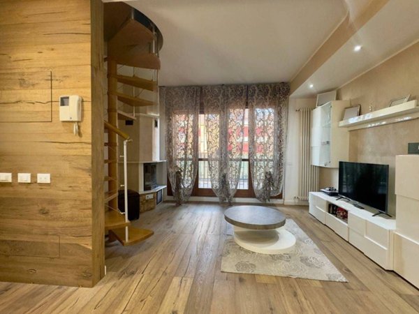 appartamento in vendita a Desio