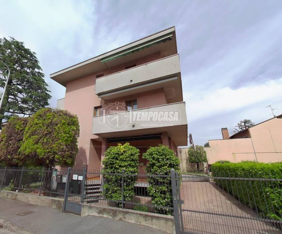 appartamento in vendita a Desio