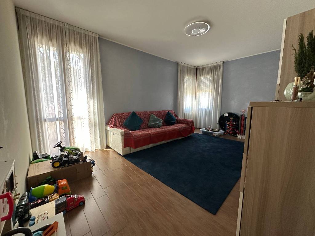 appartamento in vendita a Desio