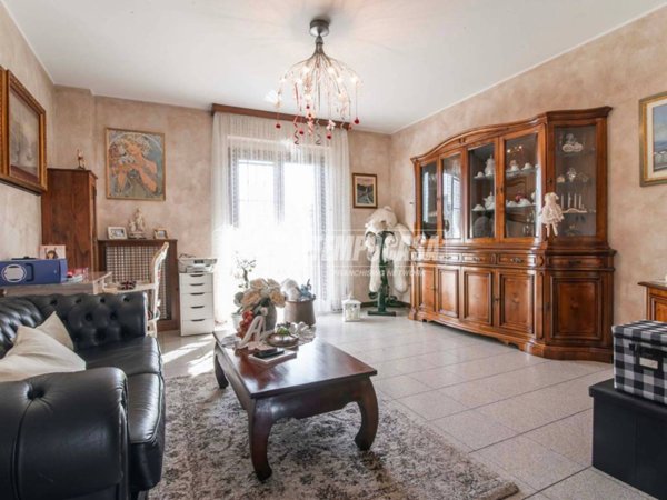 appartamento in vendita a Desio