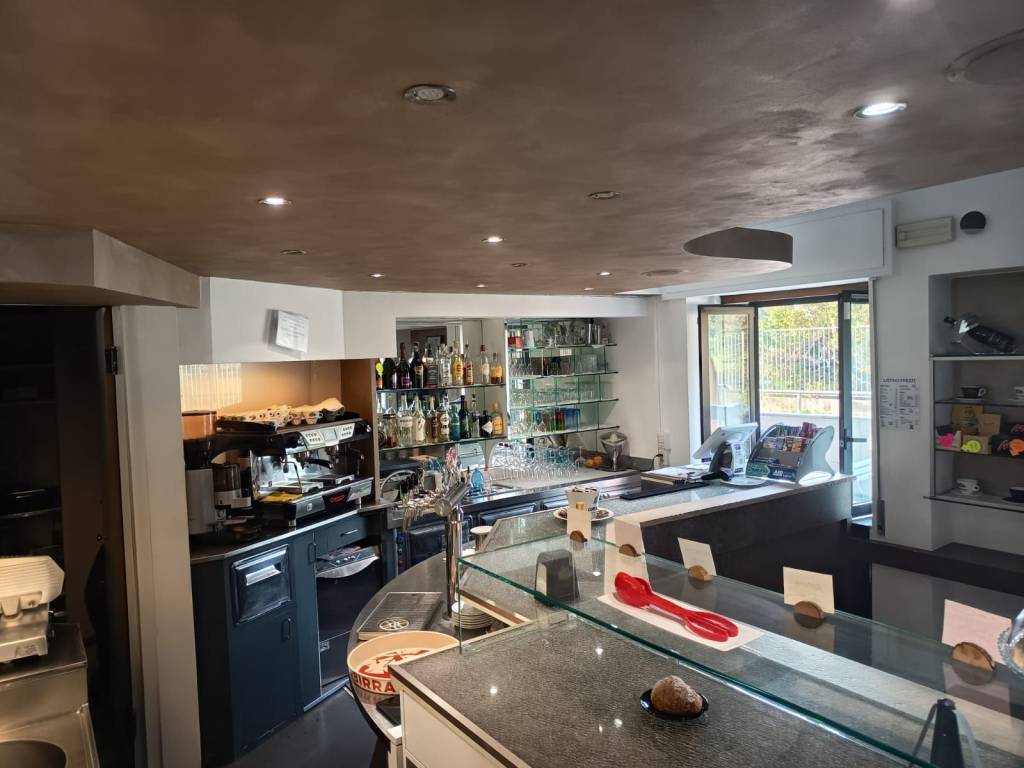 negozio in vendita a Desio