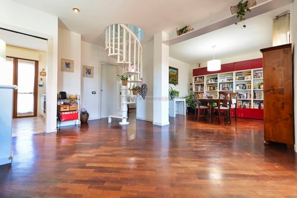 appartamento in vendita a Desio