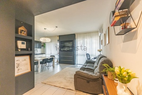 appartamento in vendita a Desio