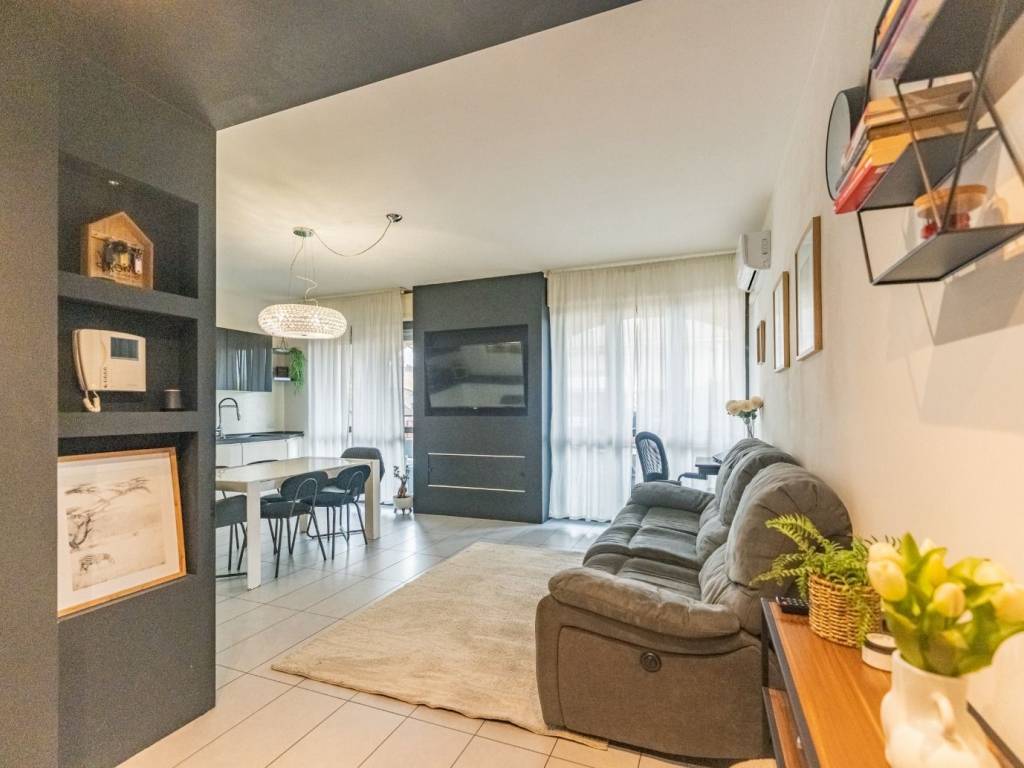 appartamento in vendita a Desio