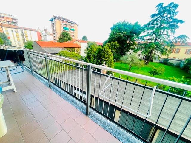 appartamento in vendita a Desio