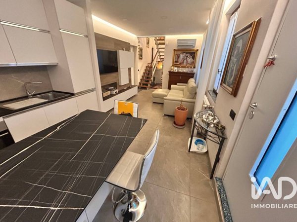 appartamento in vendita a Desio