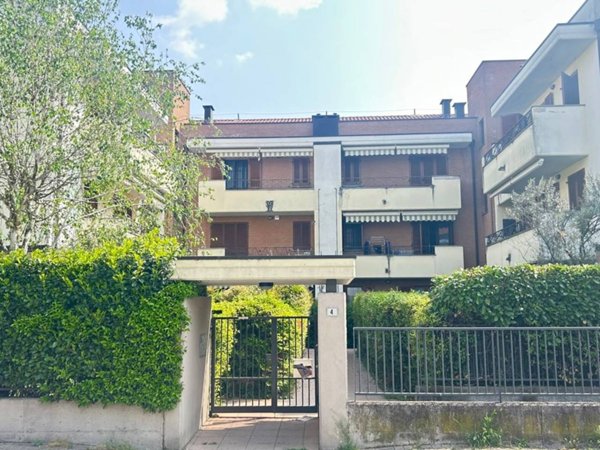 appartamento in vendita a Desio