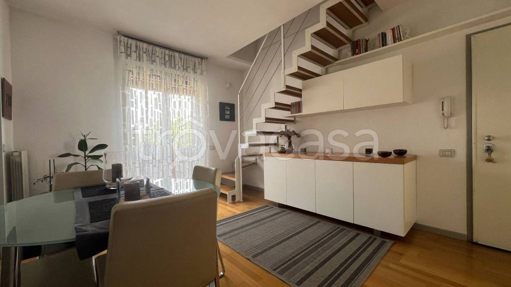 appartamento in vendita a Desio