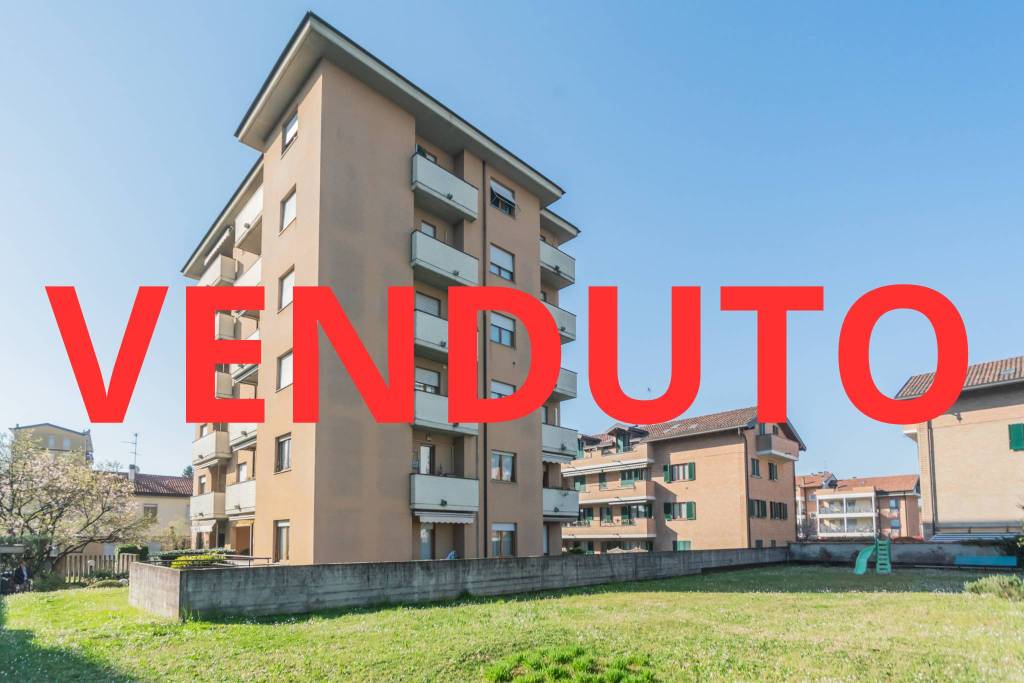 appartamento in vendita a Desio