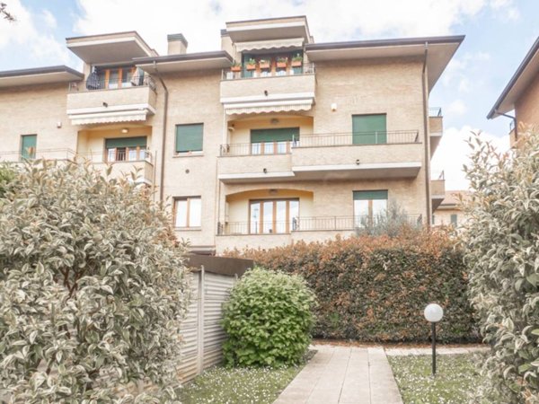 appartamento in vendita a Desio