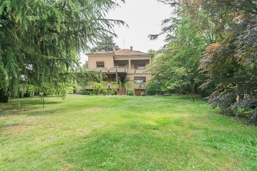 casa indipendente in vendita a Desio