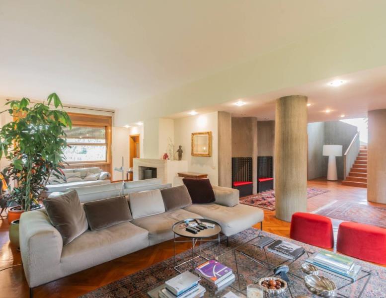 casa indipendente in vendita a Desio
