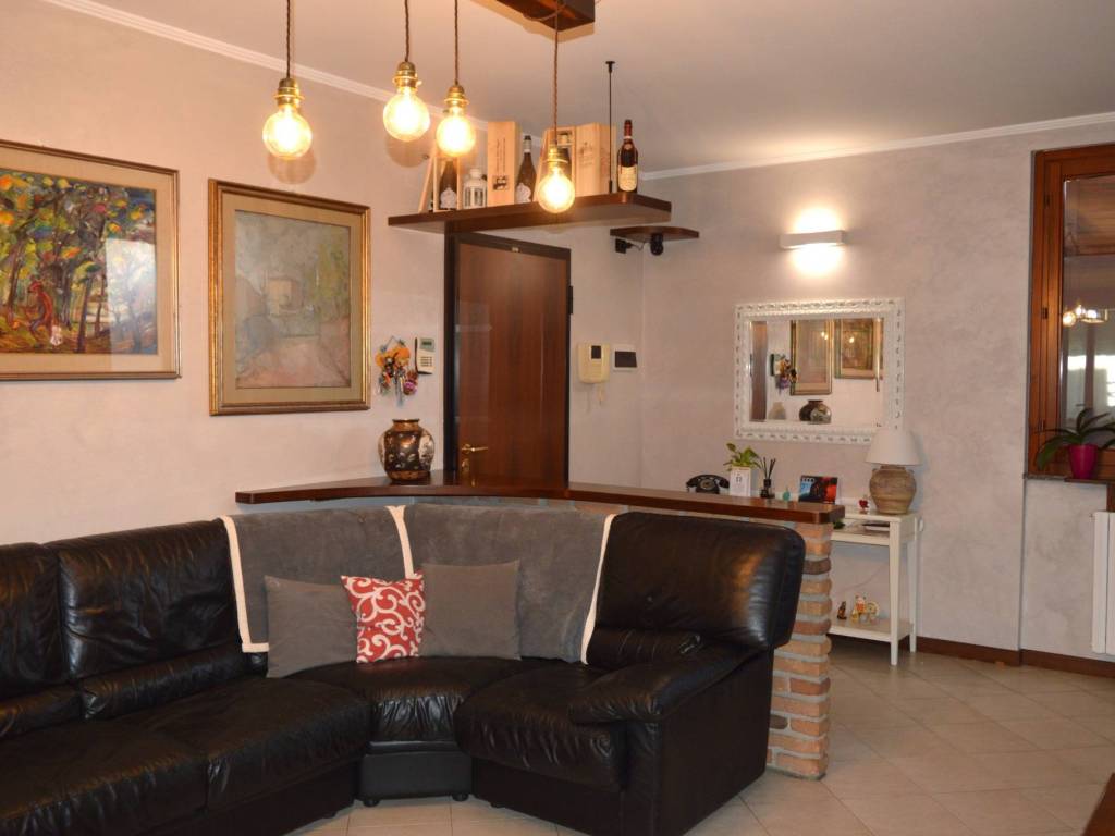appartamento in vendita a Desio