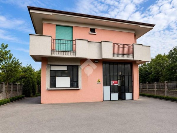 appartamento in vendita a Desio
