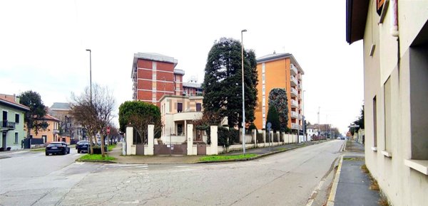 appartamento in vendita a Desio
