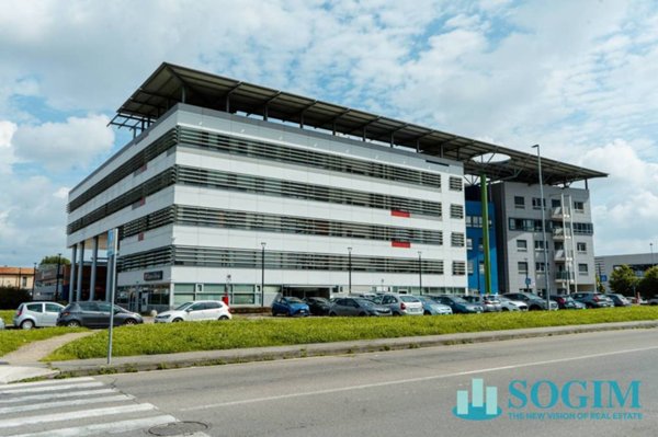 ufficio in vendita a Desio