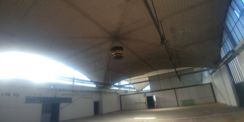 capannone in vendita a Desio