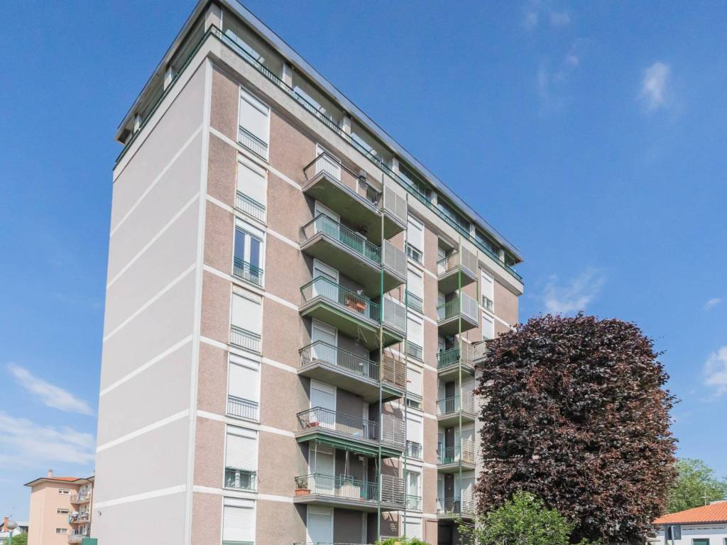 appartamento in vendita a Desio