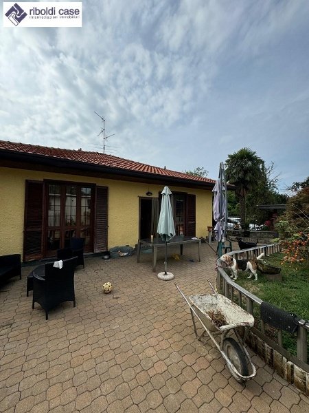 casa indipendente in vendita a Desio