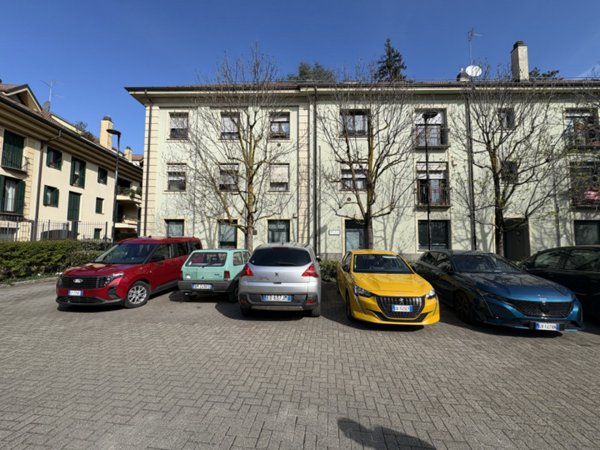 casa semindipendente in vendita a Desio
