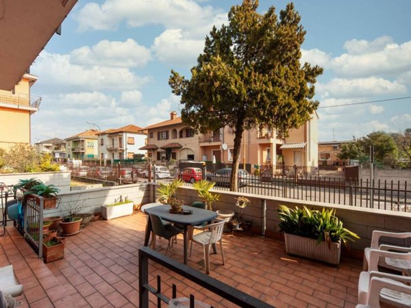 appartamento in vendita a Desio