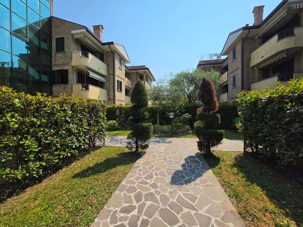 appartamento in vendita a Desio