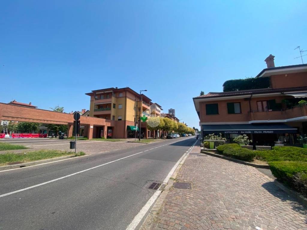 ufficio in vendita a Desio