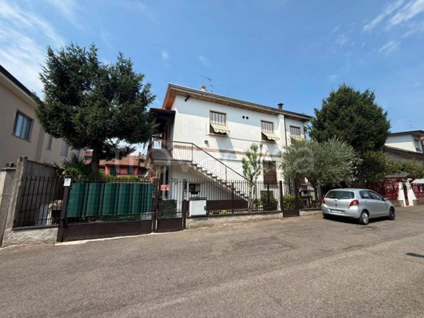 appartamento in vendita a Desio