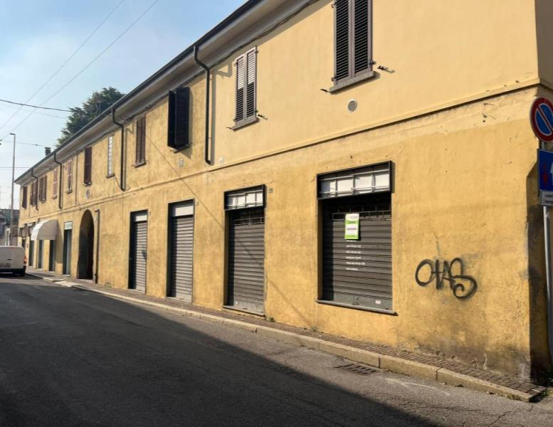 negozio in vendita a Desio