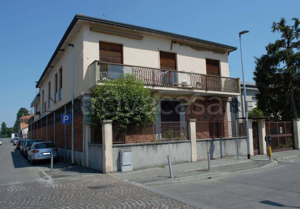 appartamento in vendita a Desio
