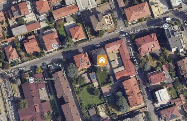casa indipendente in vendita a Desio