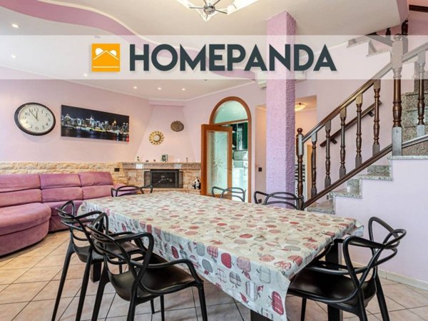 casa indipendente in vendita a Desio