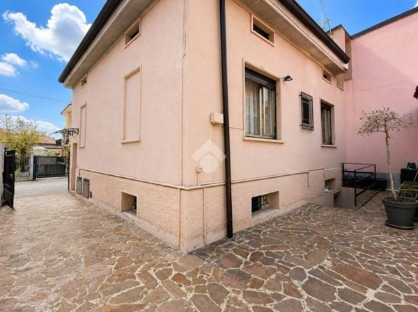 appartamento in vendita a Desio
