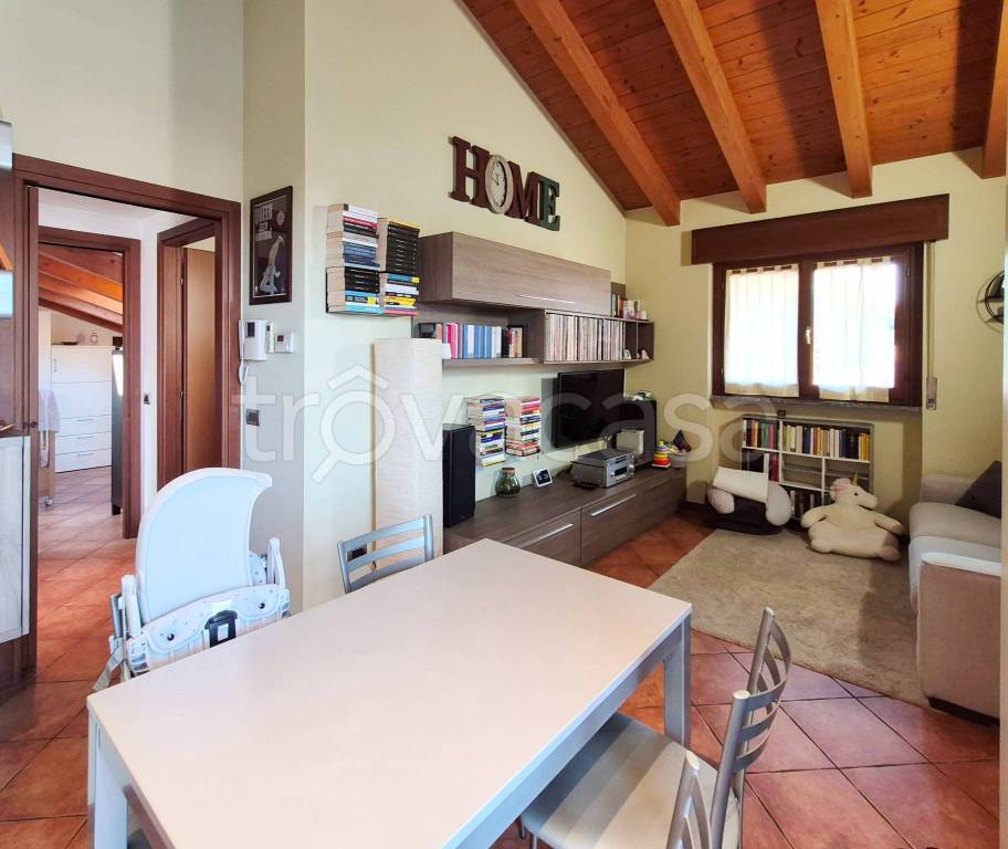 appartamento in vendita a Desio