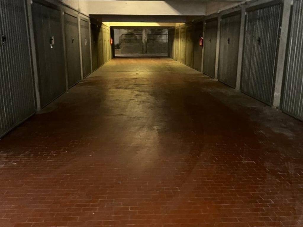 box auto in vendita a Desio