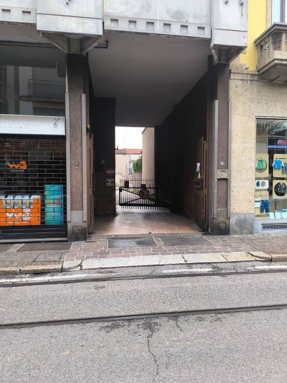 box auto in vendita a Desio