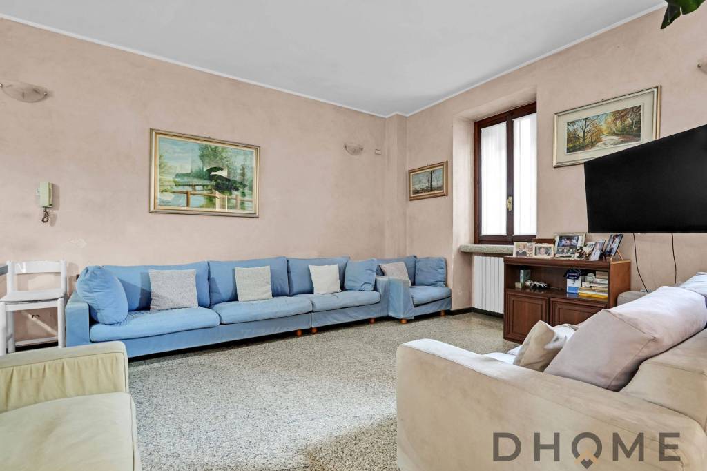casa indipendente in vendita a Desio