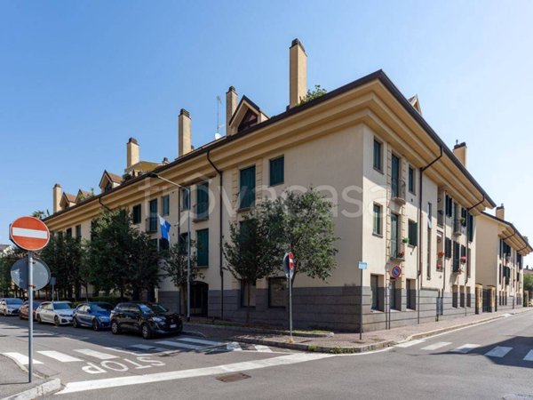 appartamento in vendita a Desio