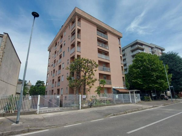 box auto in vendita a Desio