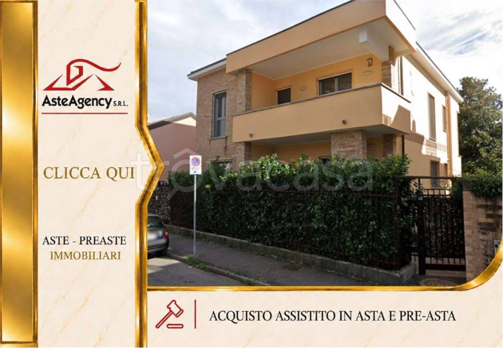 casa indipendente in vendita a Desio