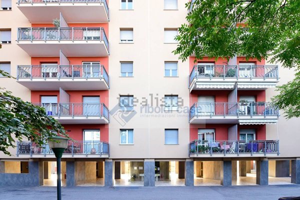 appartamento in vendita a Desio