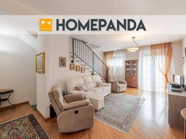 casa indipendente in vendita a Desio