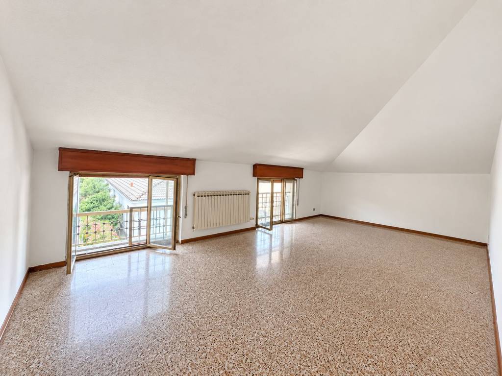 appartamento in vendita a Desio