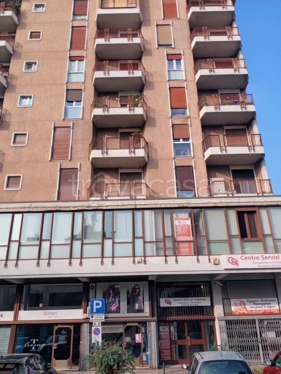 ufficio in vendita a Desio
